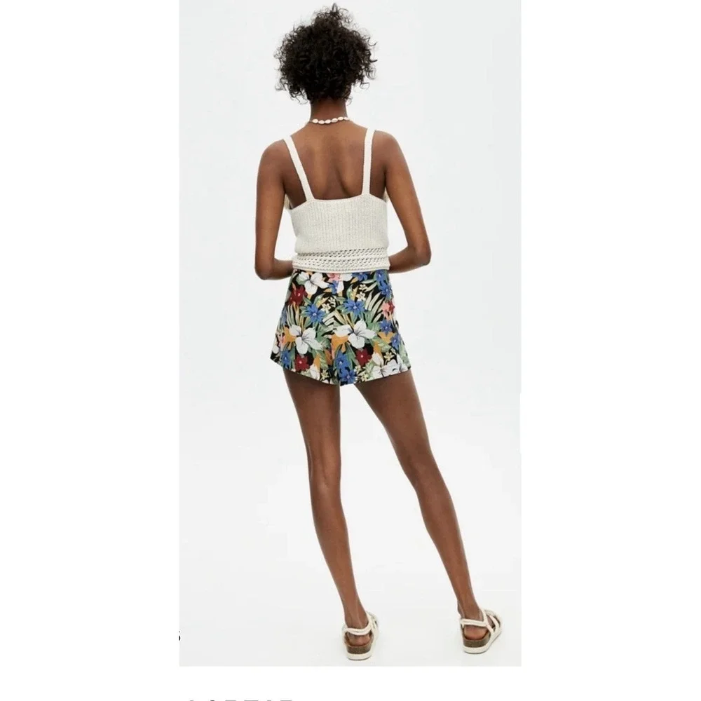 BNWT Pull and Bear Floral Belted Summer Skirt Size Womens Small